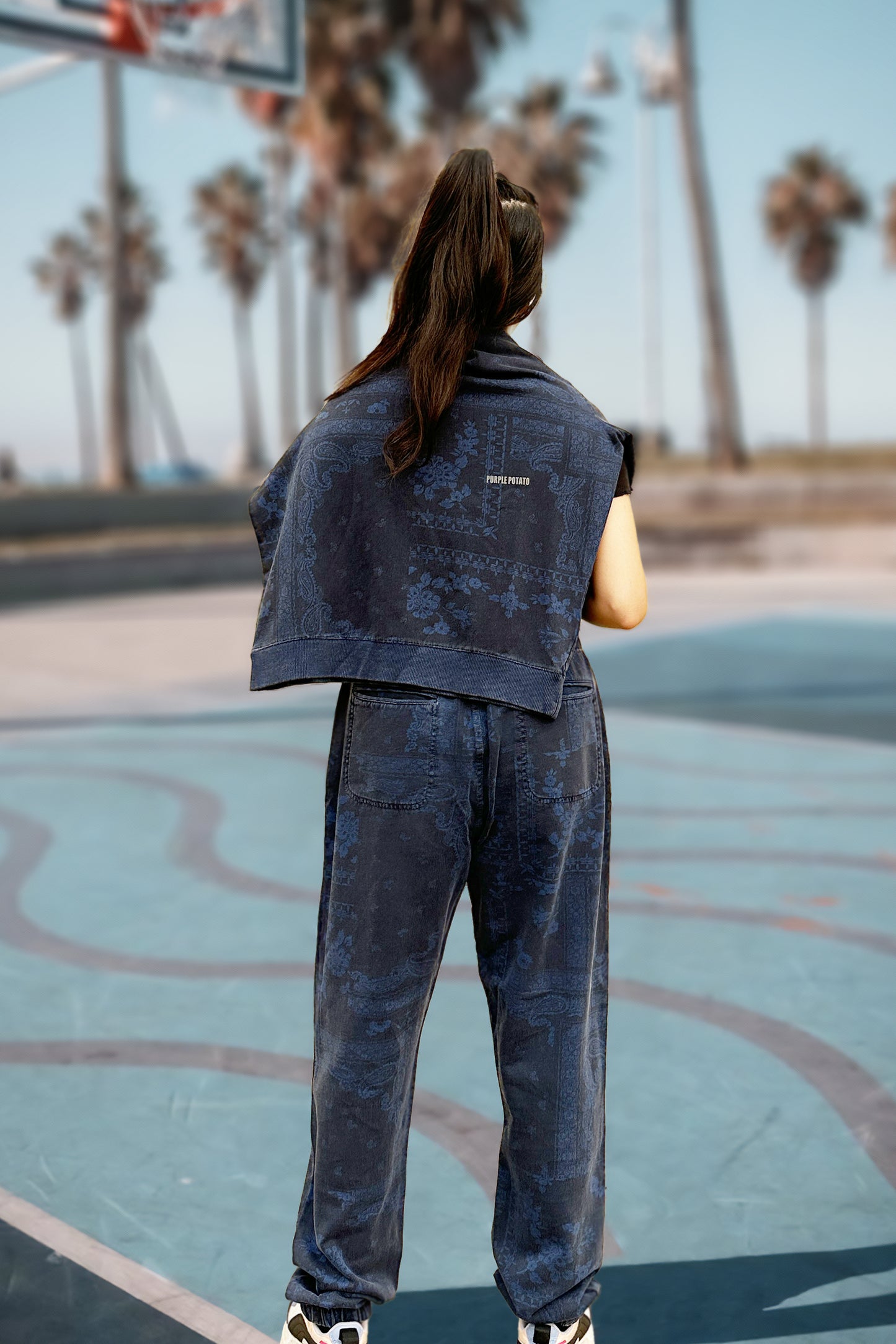 Bandana Print Sweatshirt (Indigo)